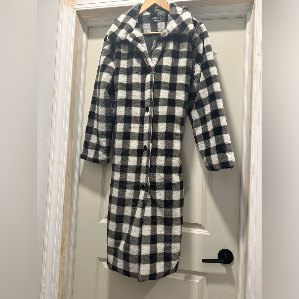 Misguided faux fur oversized coat in gingham